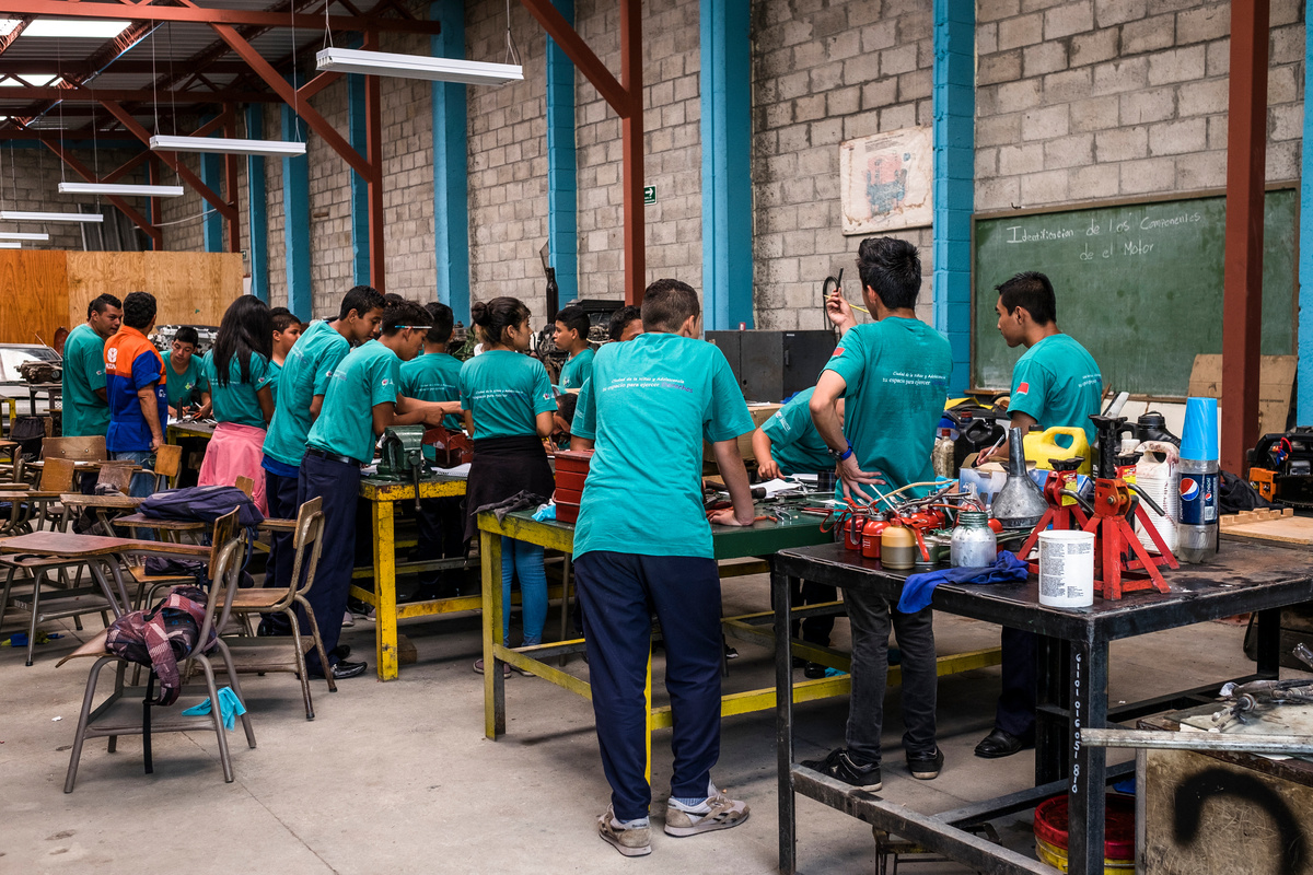 El Salvador. Safe haven for children at risk from street gangs