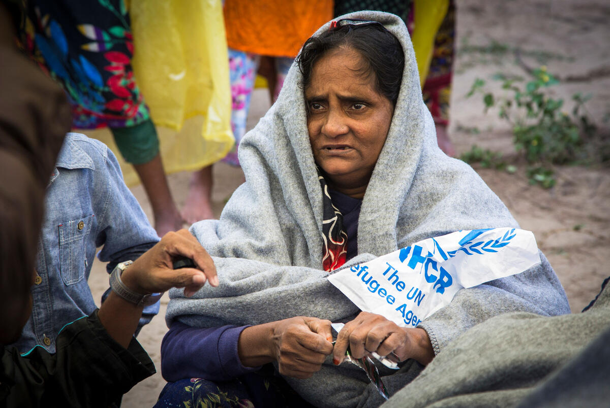Bangladesh: Boat capsizes killing at least 4 Rohingya refugees