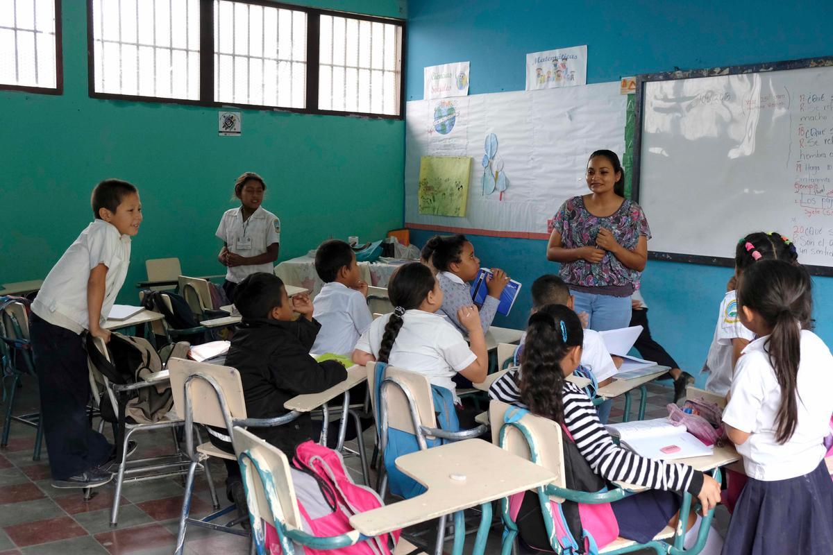 Honduras. Education centres a haven of peace in gang-controlled zones