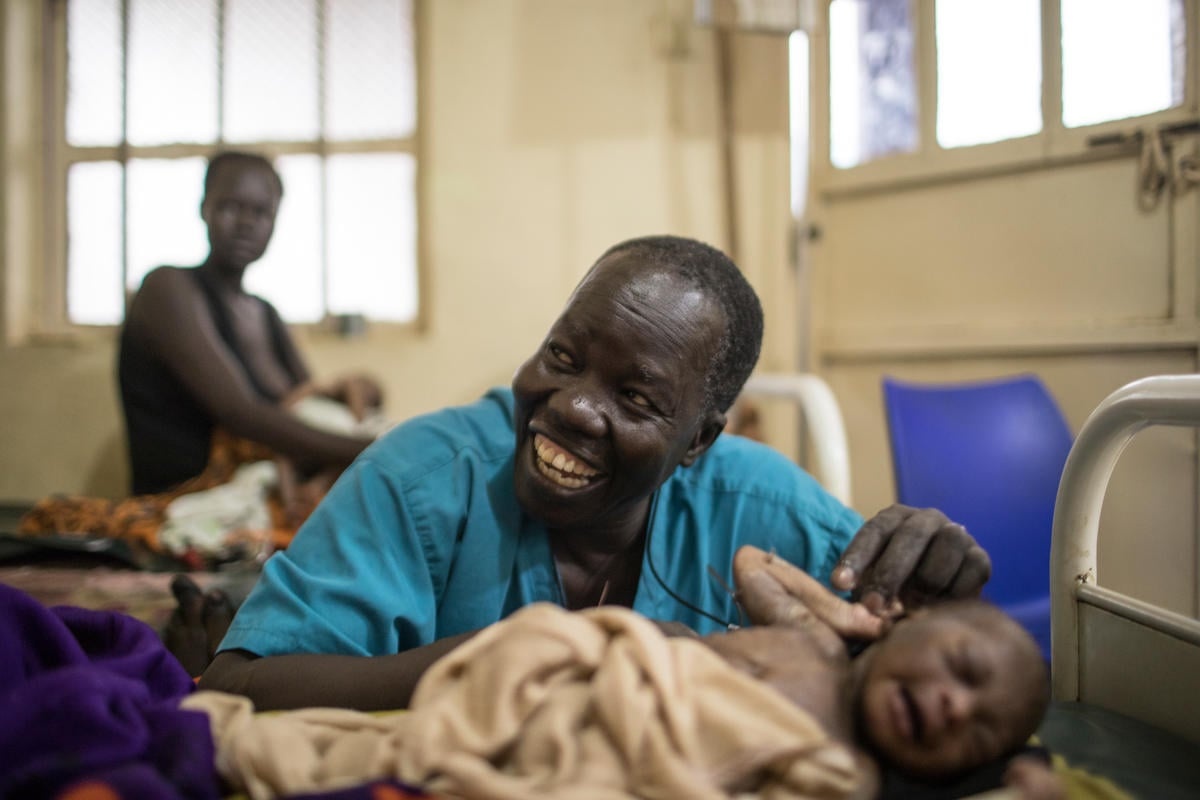 South Sudan. Surgeon providing life-line to 200,000 refugees named as UNHCR's 2018 Nansen Refugee Award winner