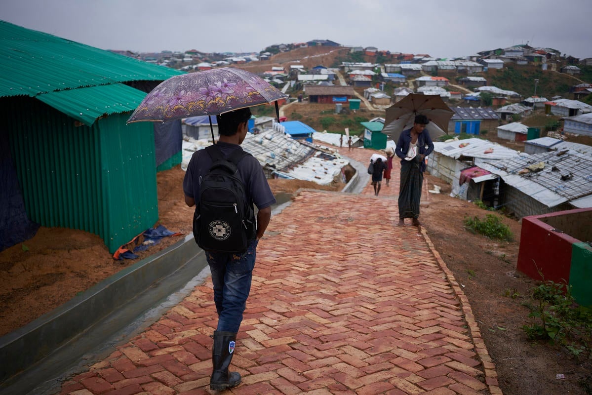 Bangladesh. Community health worker undertakes household visits