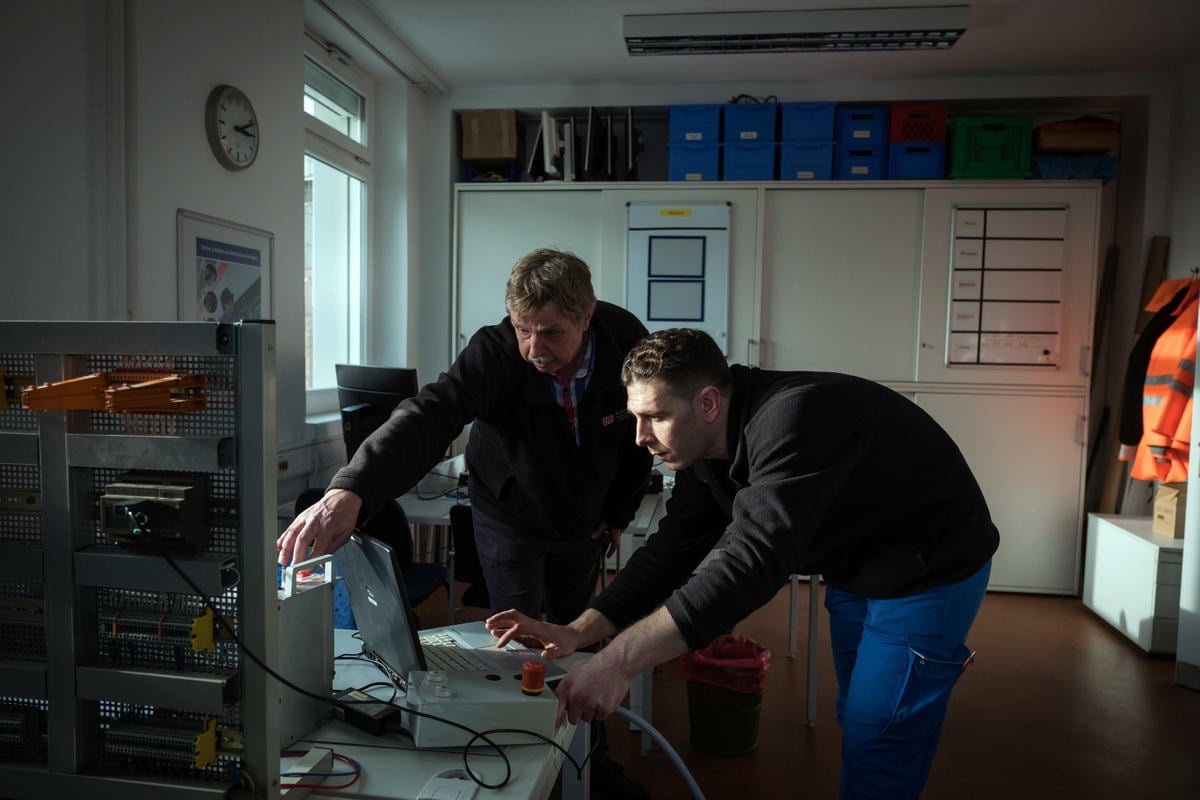 Germany. Syrian refugee on track to become a Deutsche Bahn engineer