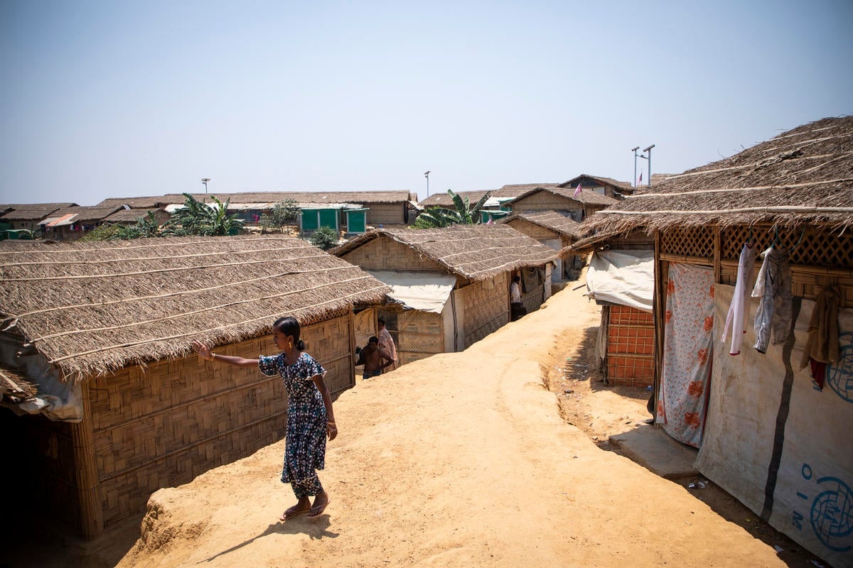 Bangladesh. Mental health project helps Rohingya youths discuss anxieties