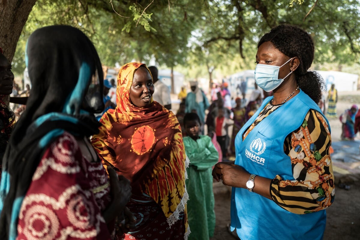Chad. Thousands pour across border river to escape Cameroon clashes