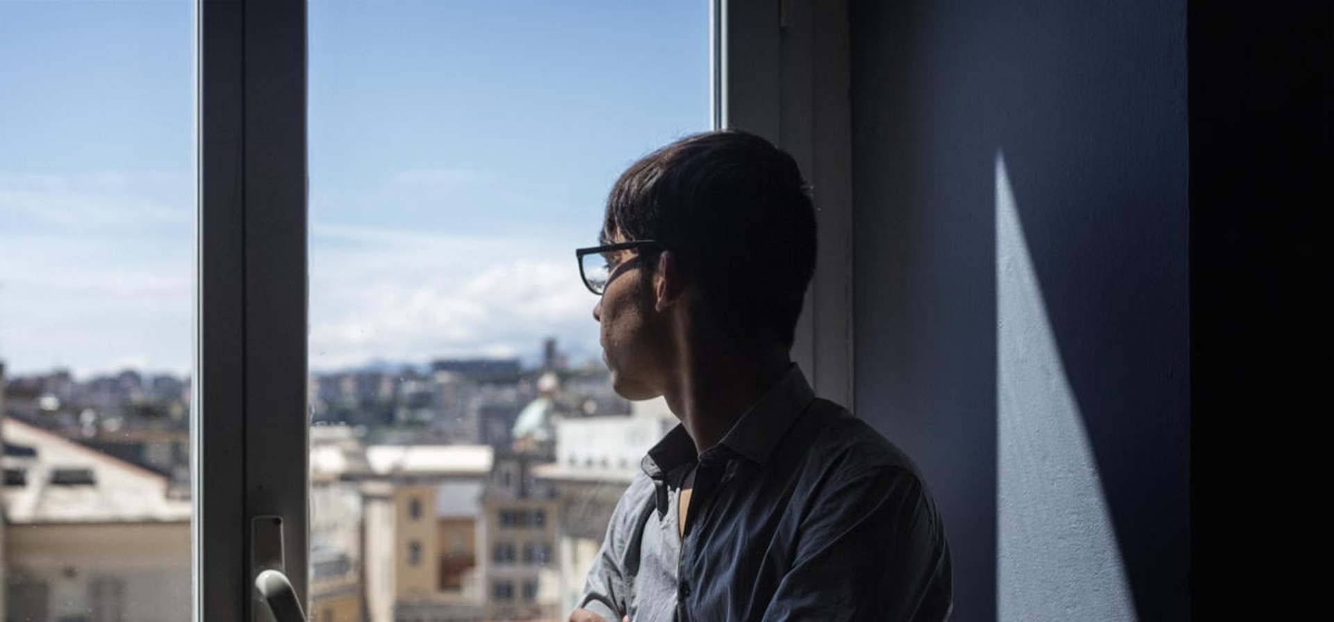 Italy. Afghan boy reunites with siblings in UK after travelling two continents alone