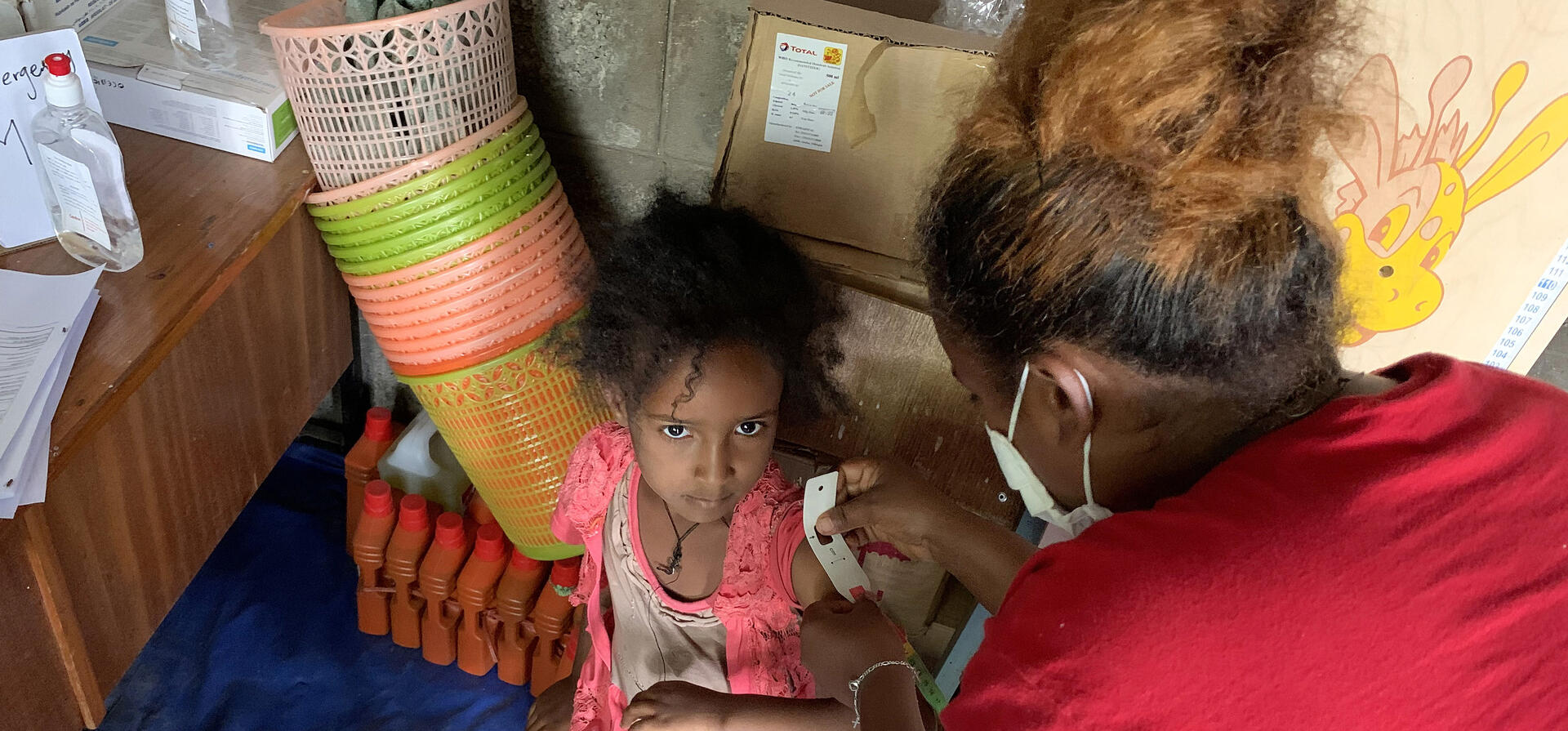 Ethiopia. Internally displaced nurses volunteer to help their community