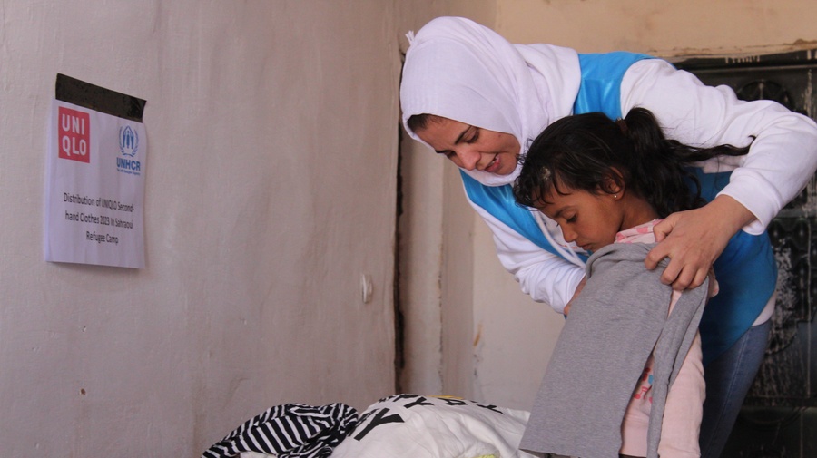 Algeria. UNHCR distribution of winter clothes donated by UNIQLO