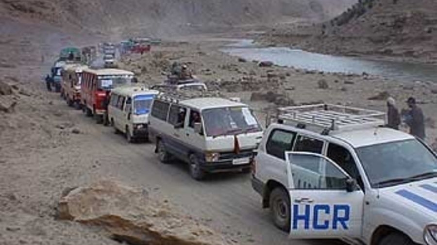 Afghans returning to the Shomali Plain east of Kabul after three years of internal exile.