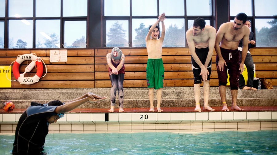 Norway. Swimming lessons for refugees