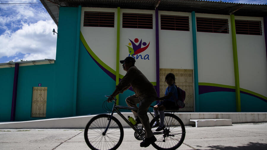 El Salvador. Safe haven for children at risk from street gangs