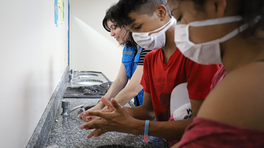 Brazil. Venezuelan refugees receive Covid-19 prevention guidelines