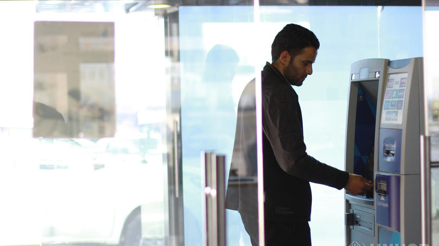 UN Refugee Agency UNHCR livelihoods for refugees economic inclusion for refugees right to work access to bank accounts for refugees 