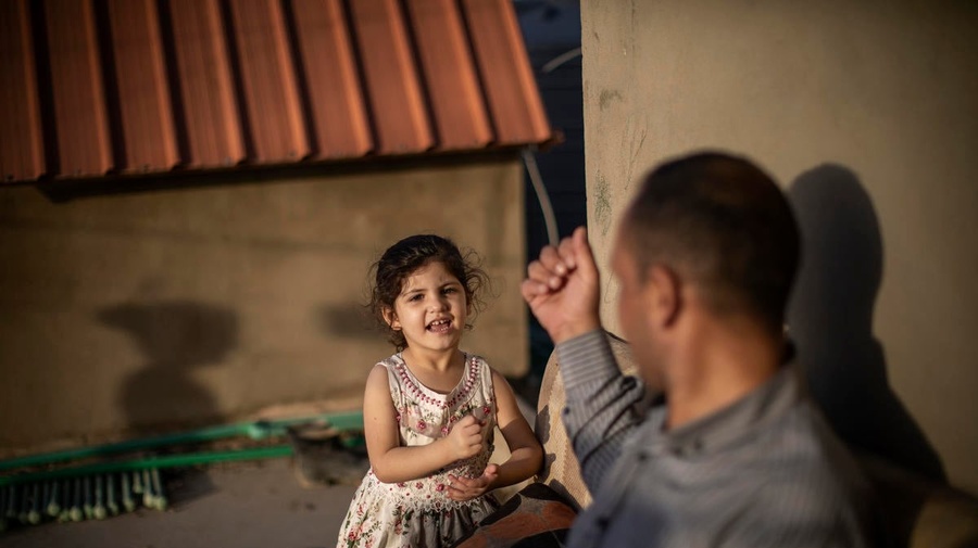 Lebanon. Resettlement of refugees suspended over COVID-19 restrictions