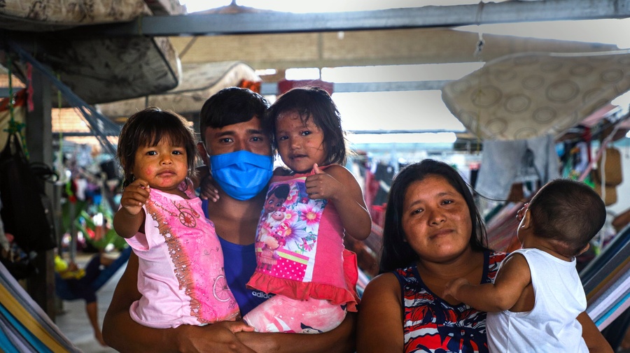 Brazil. Indigenous Warao mother recovers from coronavirus.