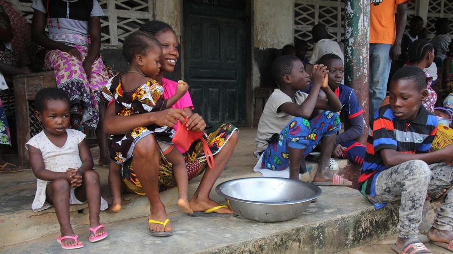 Liberia. Fleeing post election violence