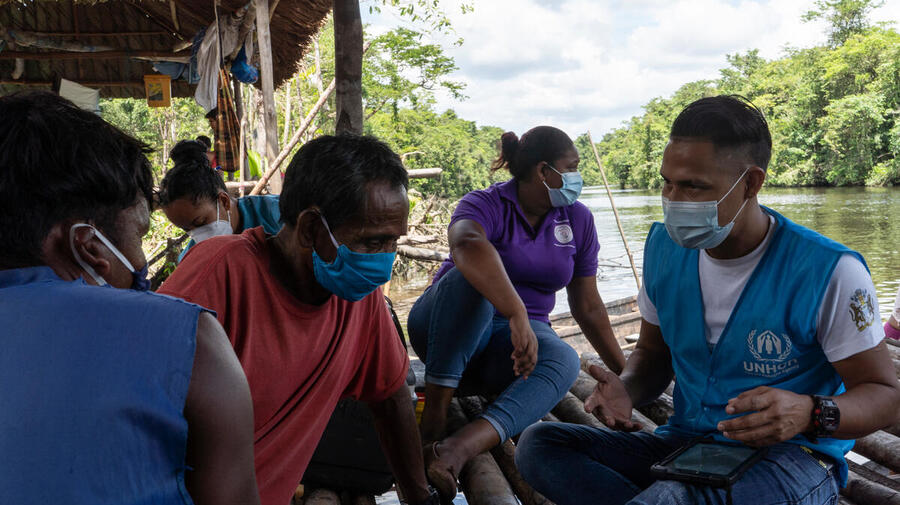 Guyana. UNHCR conducts needs assessment with Venezuelan Warao families in canal bank area