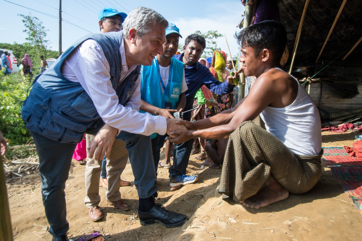 Bangladesh. UN High Commissioner for Refugees visits Rohingya camps