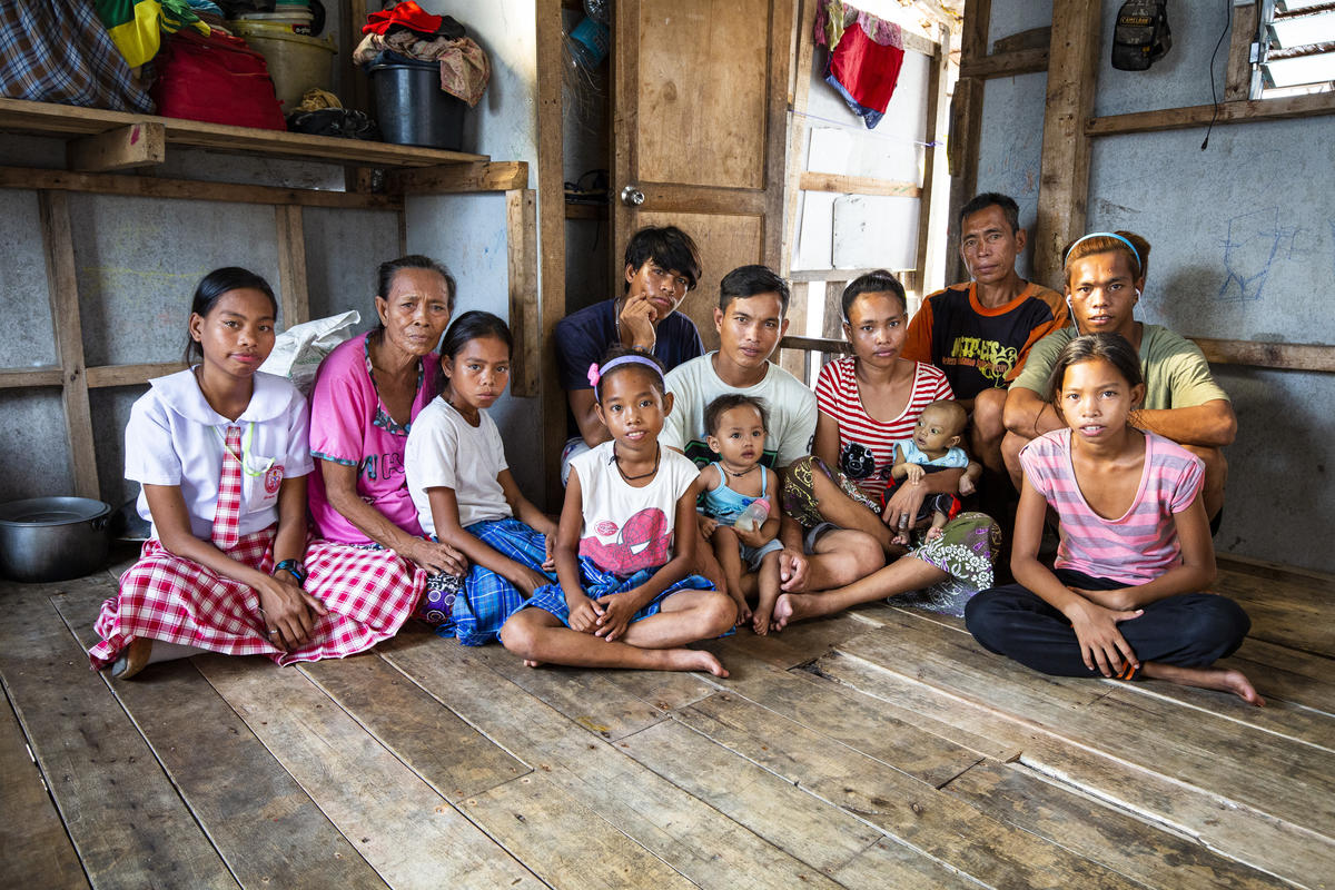 Philippines. UNHCR helps marginalised indigenous group avoid statelessness