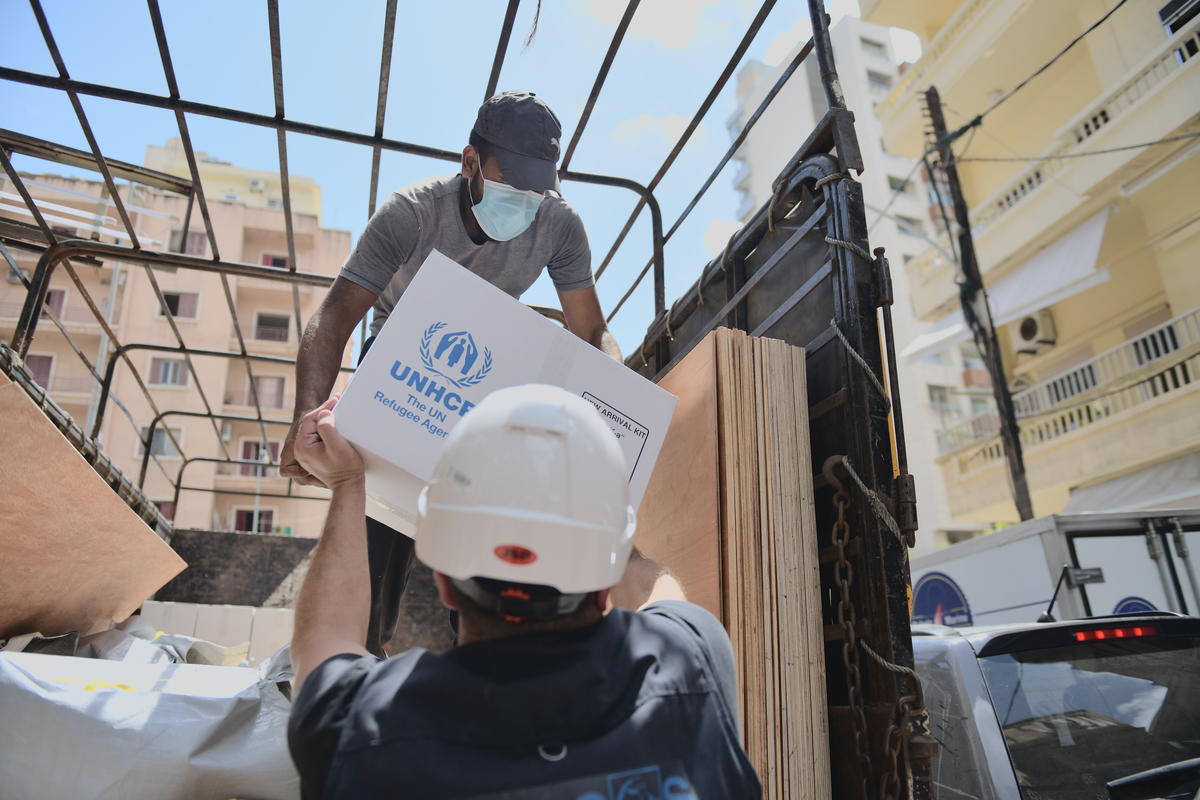 Lebanon. UNHCR and partners support Beirut residents affected by the blast
