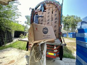Pakistan. Unilever donates hygiene products during COVID-19 crisis