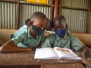 Kenya. Education for peaceful coexistence