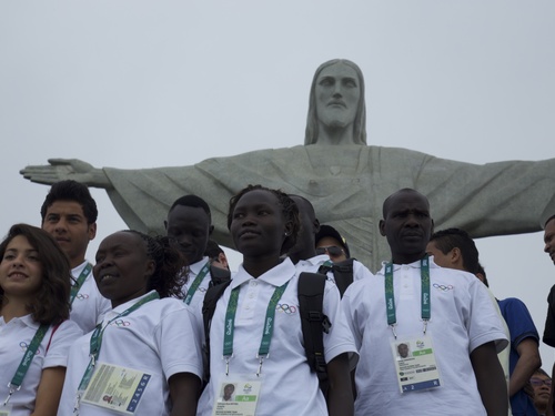 Refugee Olympic Team Visit Rio Monument
