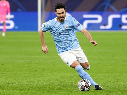 İlkay Gündoğan playing for Manchester City 