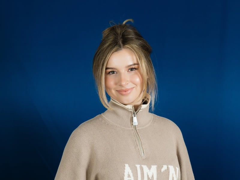 Maria Sur, Ukrainian singer and performer.