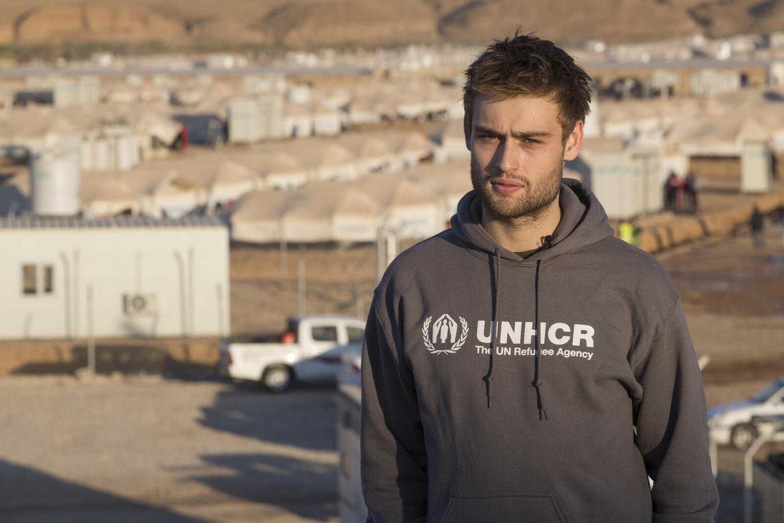 Iraq. UNHCR Supporter Douglas Booth in Hasansham IDP camp for Iraqis fleeing Mosul