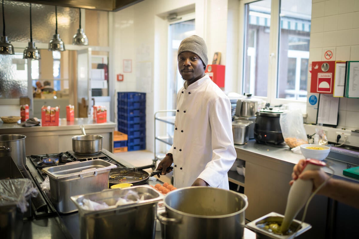 Austria. Refugees welcome globetrotters to Vienna's open-minded hotel