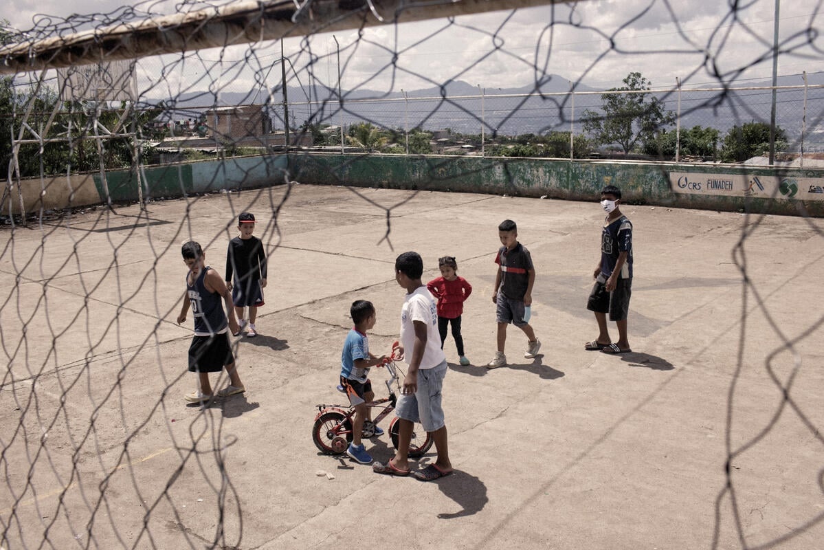 Honduras. Social worker wins Nansen Refugee Award Regional Prize for Americas.