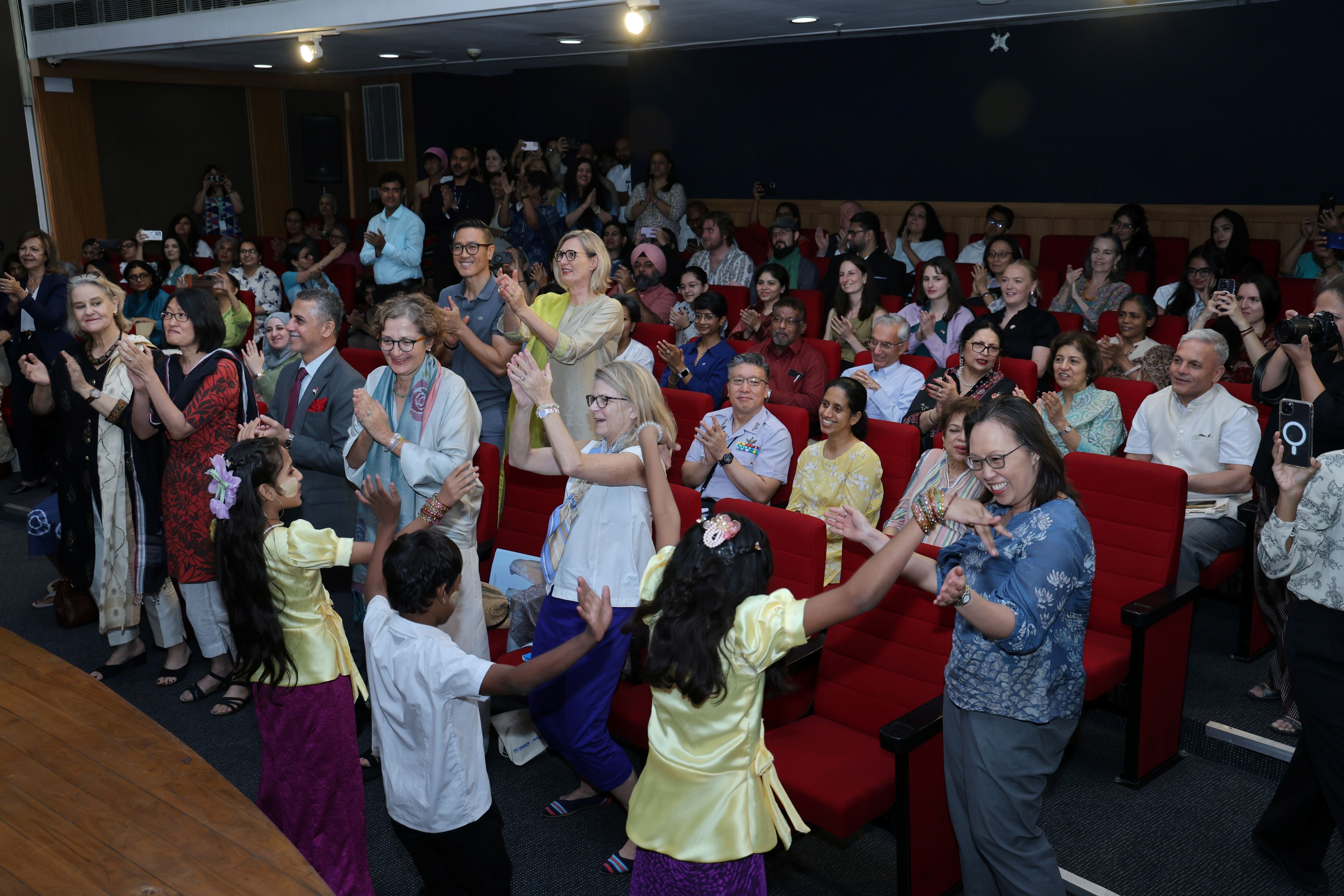 As performances unfolded, the audience joined refugee artists in celebration, reflecting the power of culture to bring people together across languages, borders and backgrounds.
