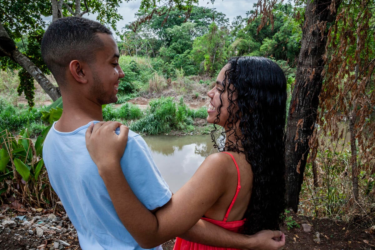 Panama. Refugees and locals build friendships