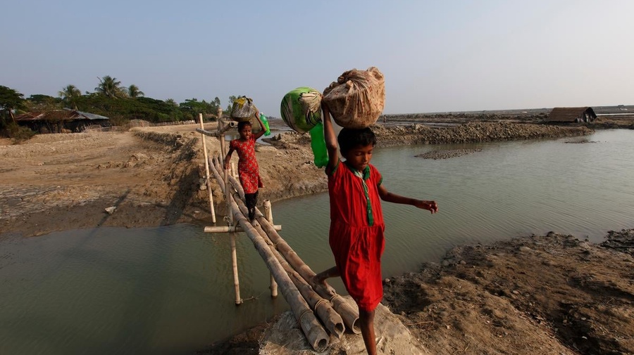 Bangladesh. Climate displaced people in Cox's Bazar
