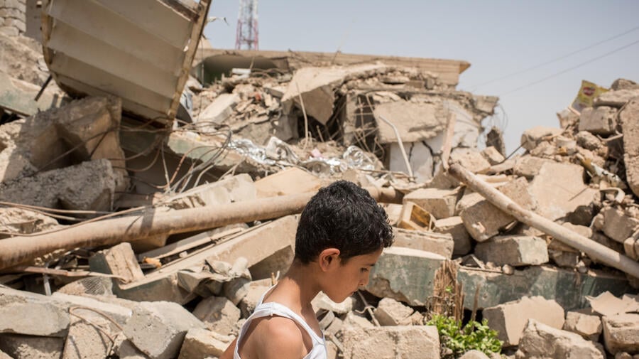 Iraq. Residents return to the rubble of Mosul to rebuild
