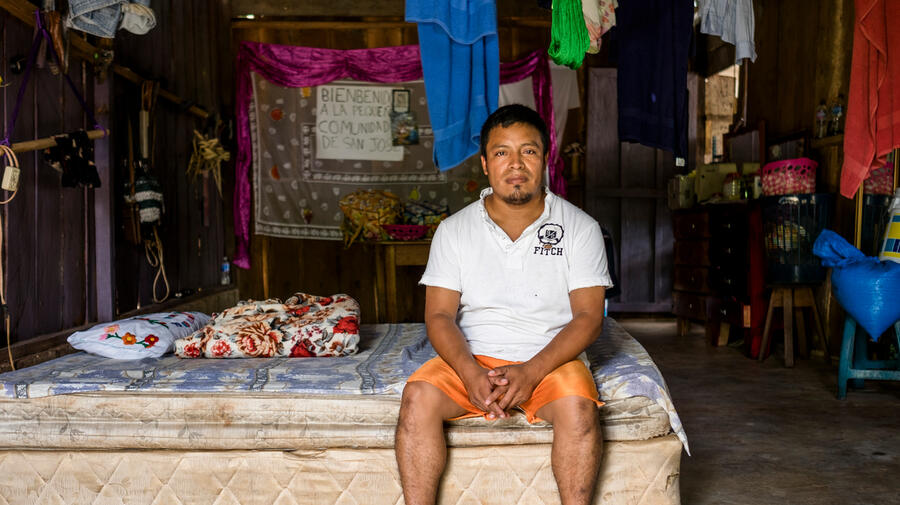 Guatemala. Volunteer shelters families fleeing street gangs