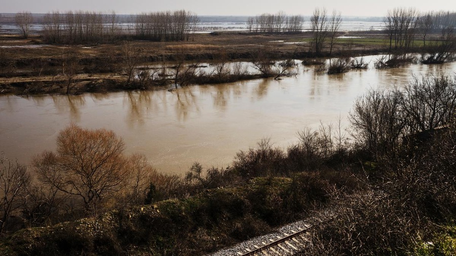 Greece. A family fleeing Syria loses a child, after crossing the river Evros from Turkey in to Greece, and finds support amongst the local community