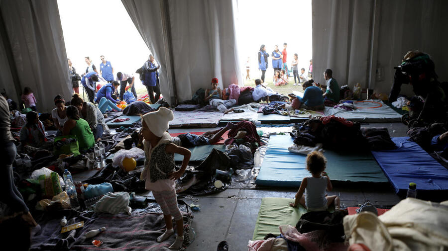Mexico.  Asylum seekers make it to Mexico City.