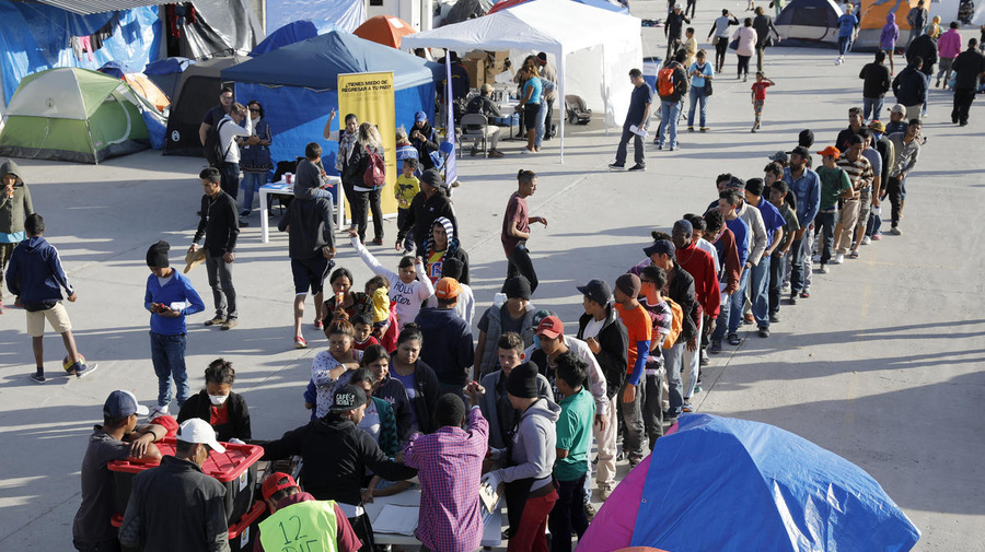 Mexico. Caravan of refugees and migrants seek shelter and work in Tijuana