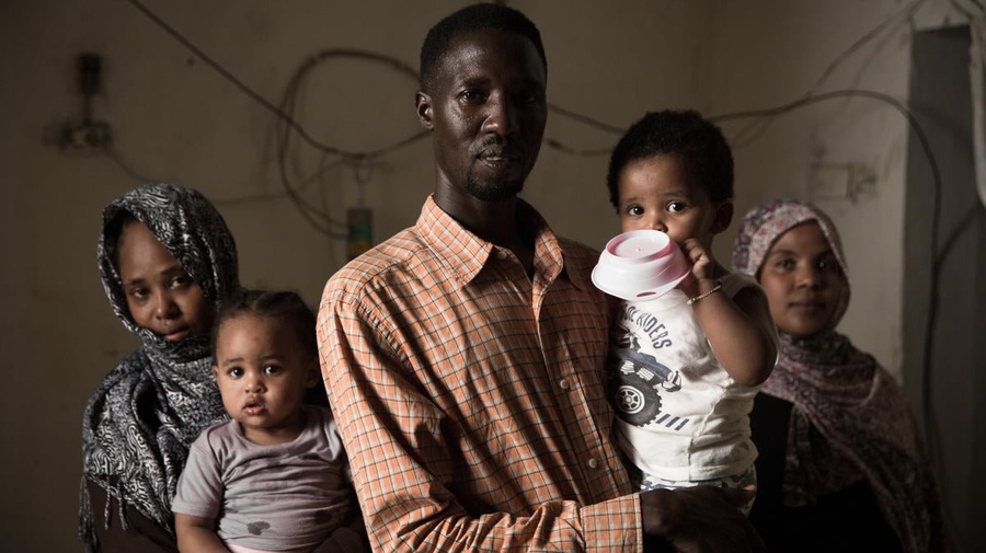 Libya. Sudanese caregiver hosts fellow refugees through UNHCR programme