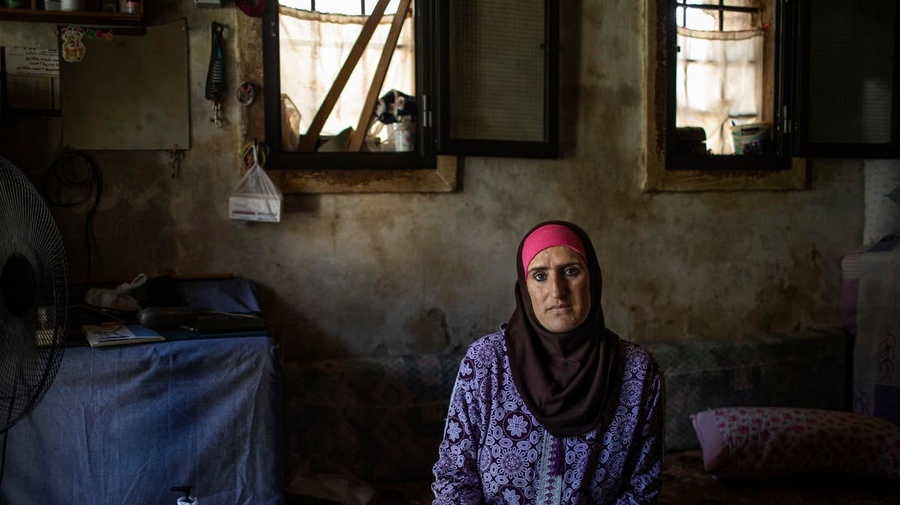 Lebanon. Economic crisis exacerbated by COVID-19 lockdown