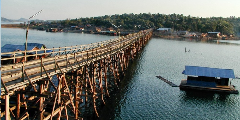 Photo of the Saphan Mon Bridge located in Thailand.
