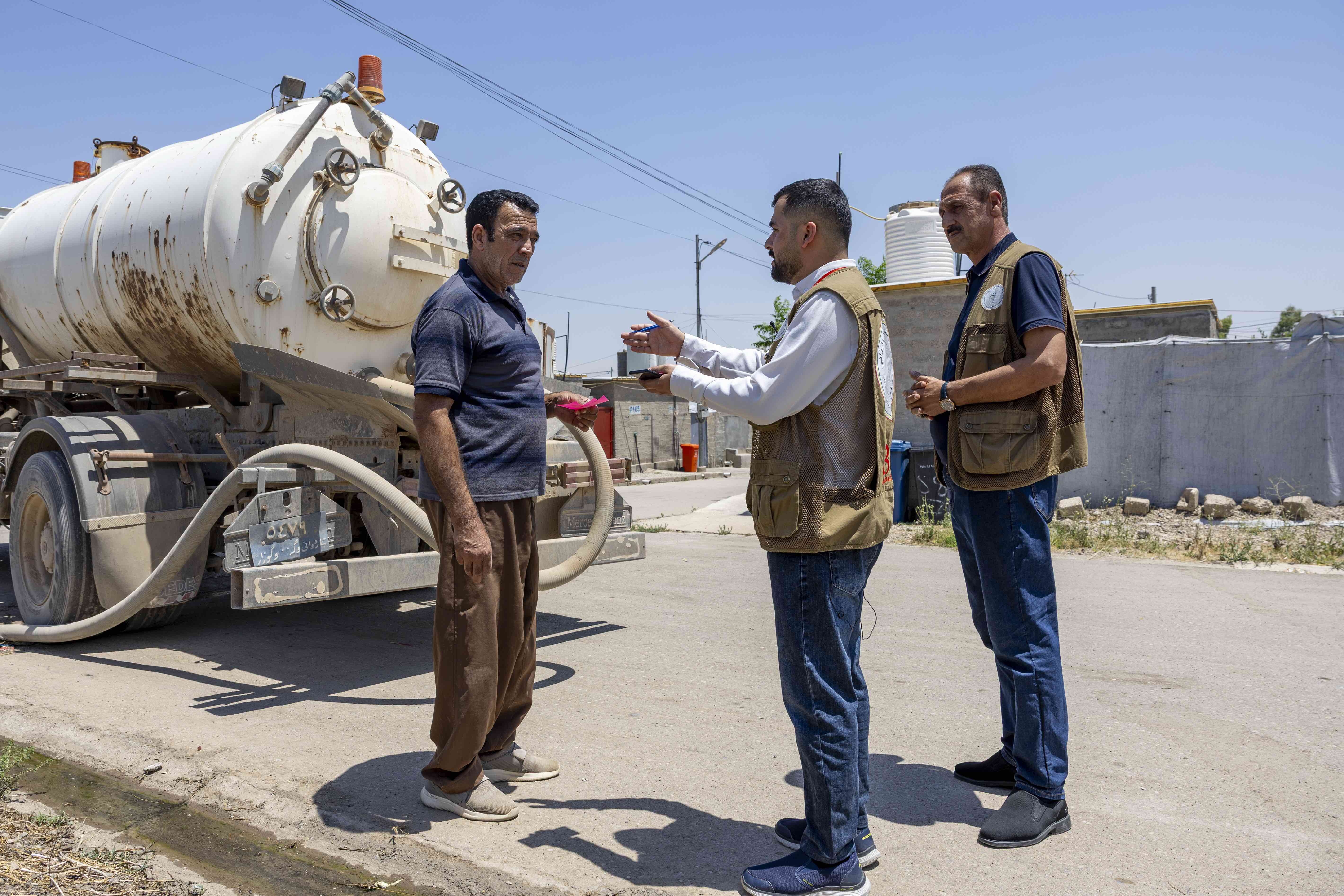 Imad inspects services across the camp every day to ensure they are delivered fairly to all residents.&copy; UNHCR/Rasheed Hussein Rasheed