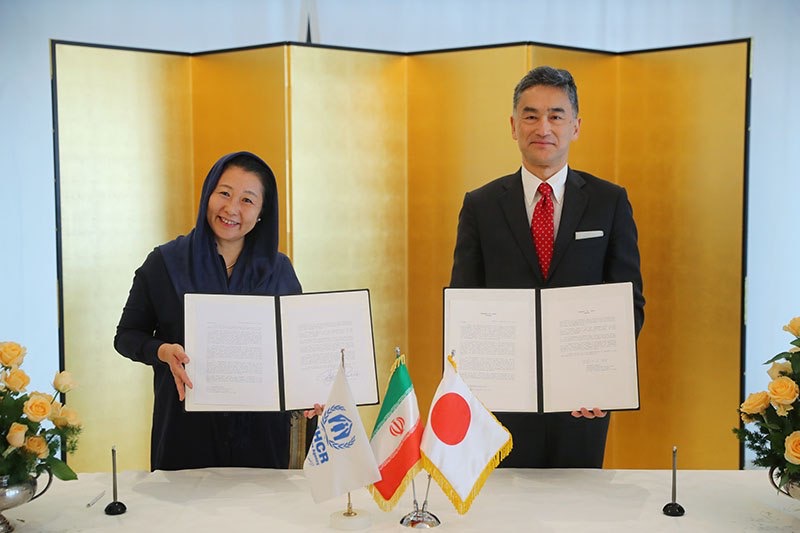 Japan and UNHCR sign a USD 3.3 million agreement in support of Afghan refugees living in Iran. © UNHCR/Mohammad Hassanzadeh