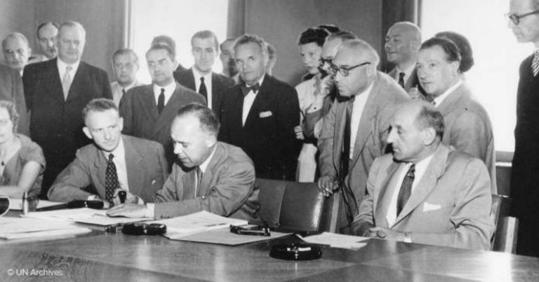 Black and white image of Gerrit Jan van Heuven Goedhart 