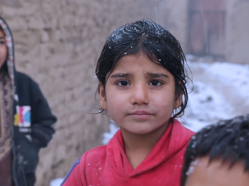 Freddi e affamati, gli afghani sono intrappolati in un inverno rigido