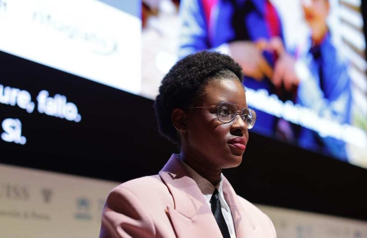Rehema Amisi interviene all'evento per la Giornata Mondiale del Rifugiato organizzato dall'UNHCR Italia 