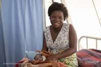 Lavoro, assistenza sanitaria, istruzione: grazie ai rifugiati, le persone del luogo hanno accesso a nuovi servizi in Zambia