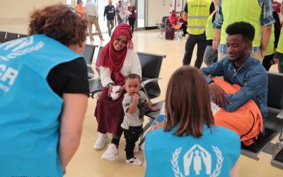 UNHCR evacua un nuovo gruppo di rifugiati dalla Libia in Italia