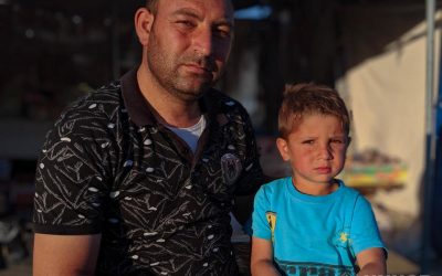 Una famiglia siriana costretta a fuggire per la quinta volta